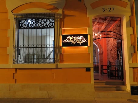 Fassade der Unterkunft. Hotel Boutique La Solera Del Pozo