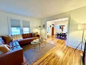 Smart TV, fireplace, books, offices