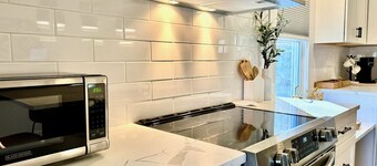 Renovated Gem Near Cantine Field, HITS & Hunter