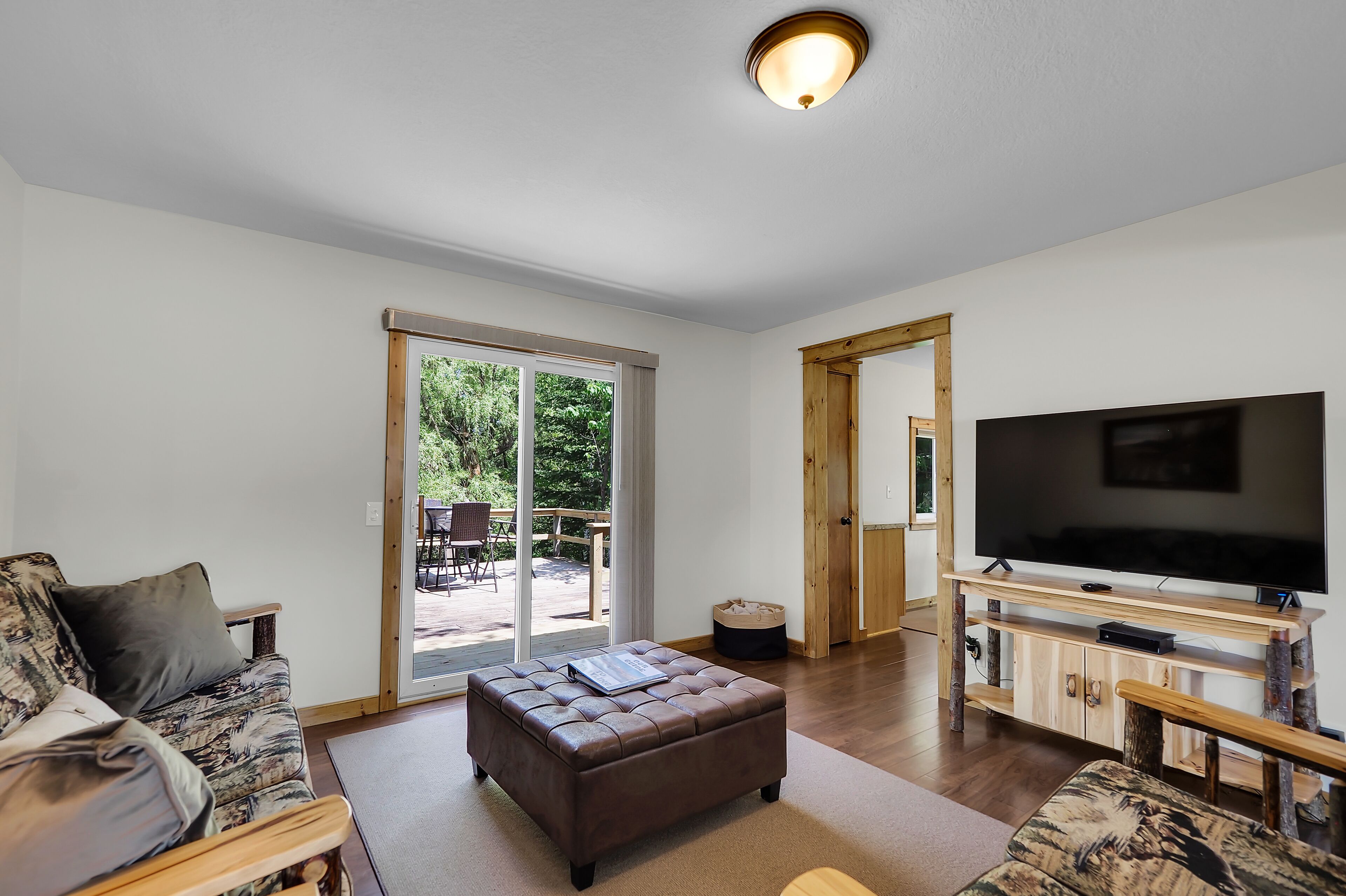Riverside Cabin- Located on the beautiful Manistee River