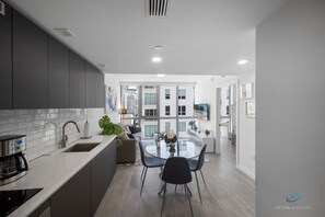 Executive Condo | Private kitchen - Apartment at Downtown Miami (Miami)