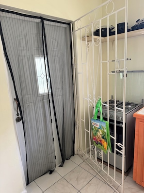 Interior - Orchard House Bachelor w/ kitchenette (Gros-islet)