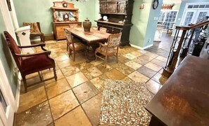Dining - Serenity Retreat at Shenandoah (Dubach)