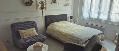 1 bedroom, iron/ironing board, free WiFi, bed sheets