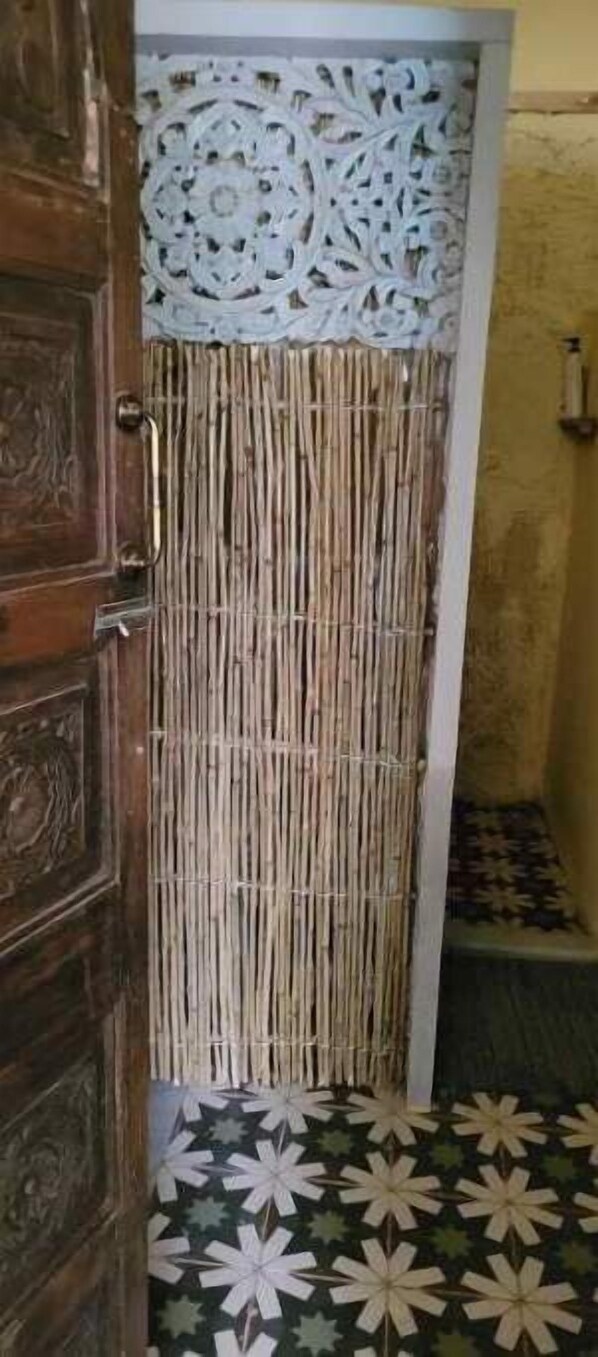 Interior - Getaway to the greens (Mumbai)