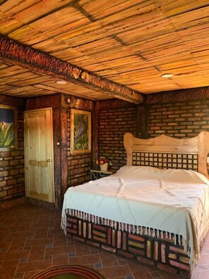 Standard Room | In-room safe, free WiFi, bed sheets - HOTEL & SPA LOS AGAVES (Tepotzotlán)