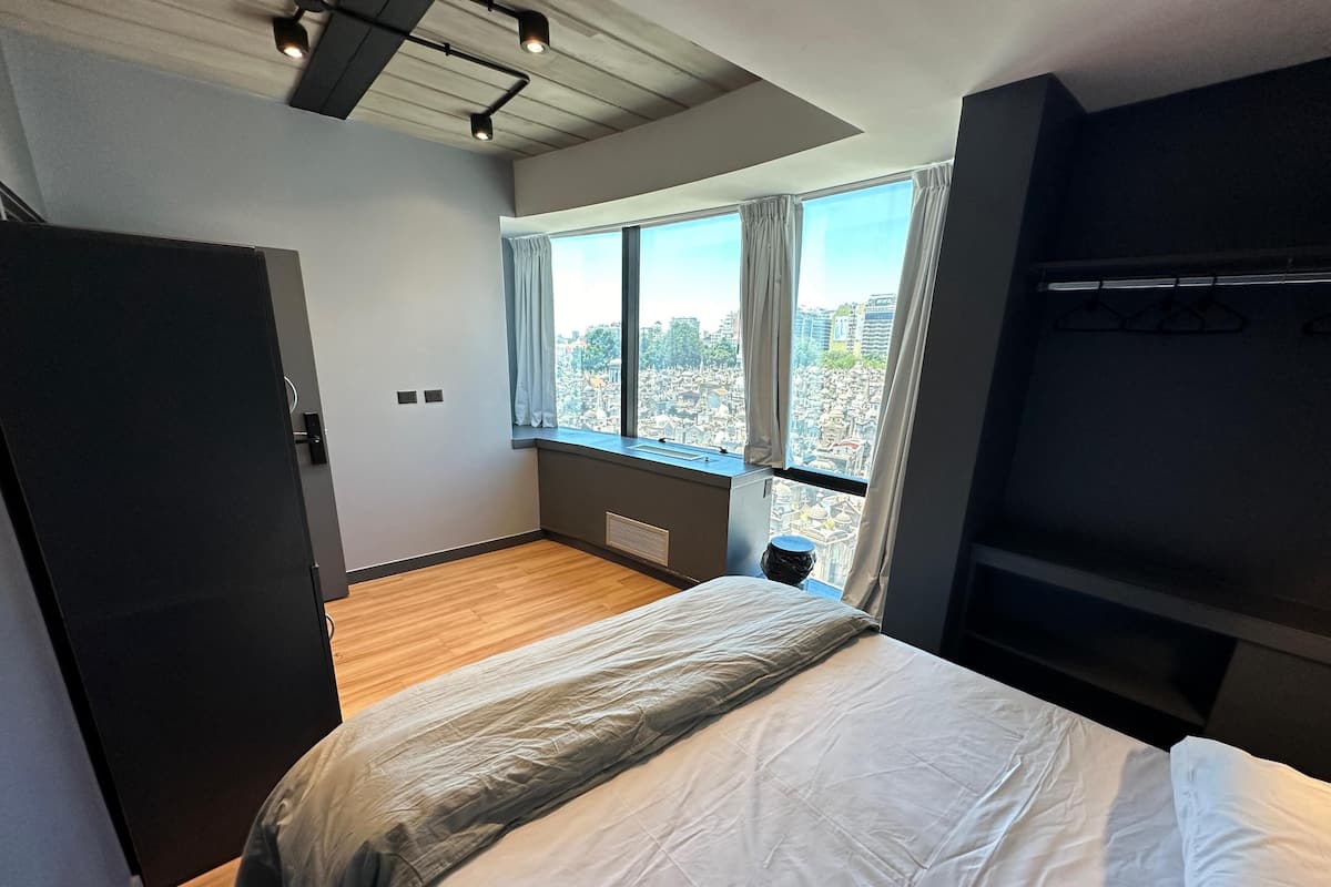 Kamer, 1 twee- of 2 eenpersoonsbedden, privébadkamer | 1 slaapkamer, lakens van Egyptisch katoen, luxe beddengoed