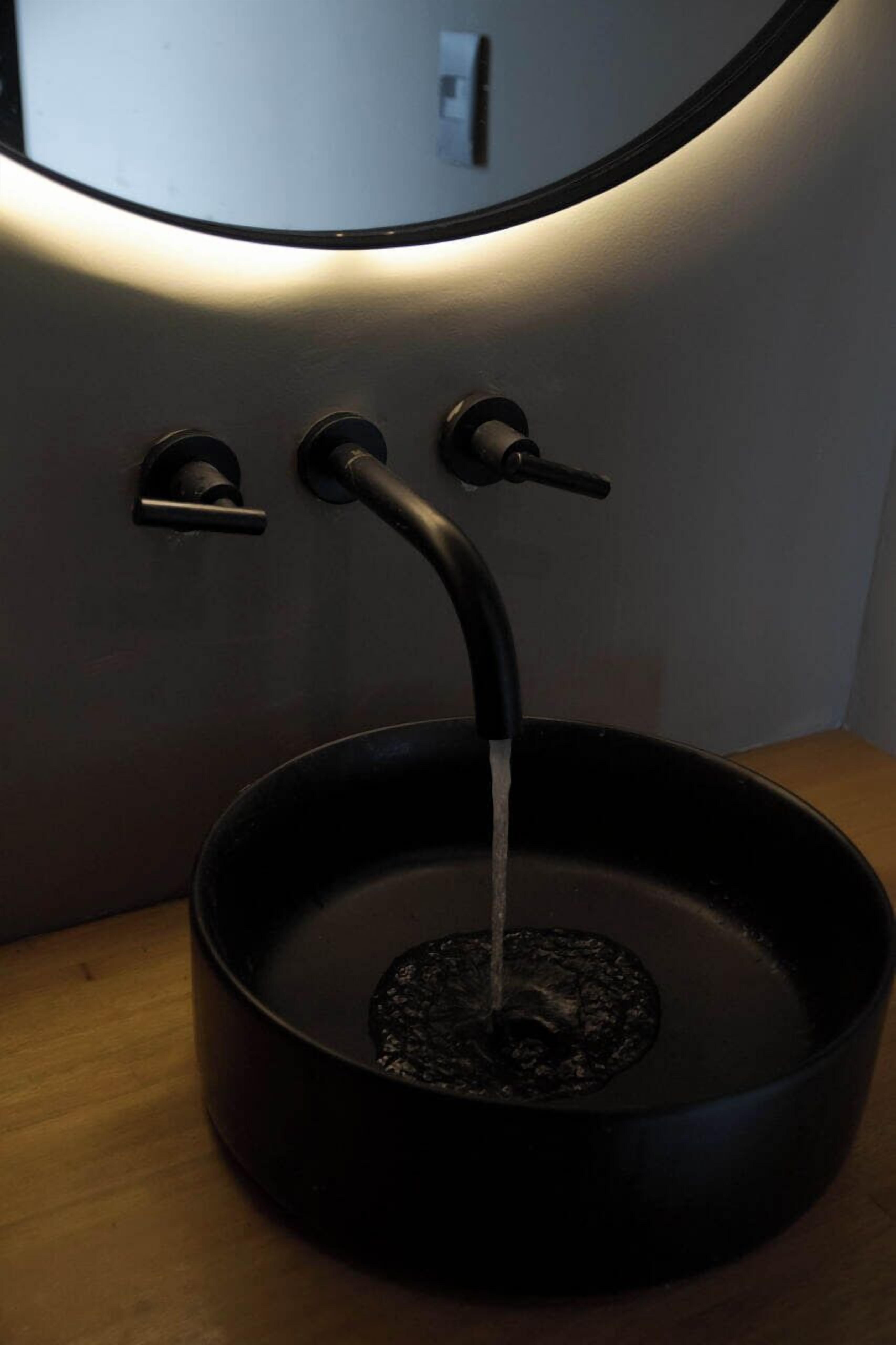 Room, Private Bathroom | Bathroom | Shower, rainfall showerhead, bidet, soap