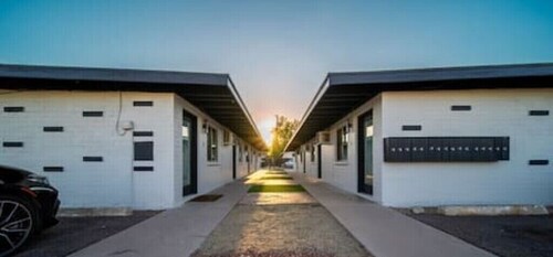 Cozy Studio Near Mill Ave./ASU