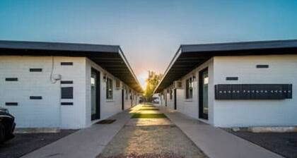 Cozy Studio Near Mill Ave./ASU