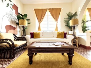 Living area - Charming 2 bedroom & balcony- 2A (San Juan)