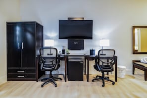 1 phòng ngủ, bộ đồ giường cao cấp, chăn bông, nệm có lớp đệm bông