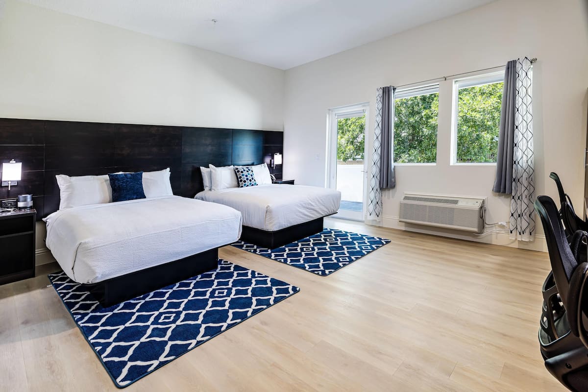 1 bedroom, premium bedding, down comforters, pillowtop beds