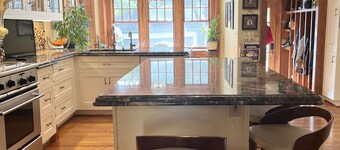 Charming Downtown Birmingham 5 Bedroom Home 