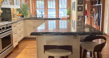 Charming Downtown Birmingham 5 Bedroom Home