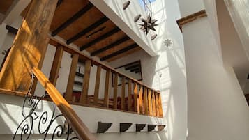 Handrails in stairways