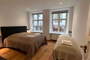 4 chambres, bureau, fer et planche à repasser, Wi-Fi