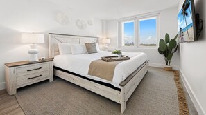 3 soverom, safe på rommet, skrivebord og strykejern/-brett