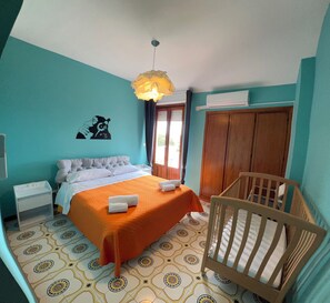 6 bedrooms, free WiFi, bed sheets - Villa Banksy Addaura Mondello (Palermo)