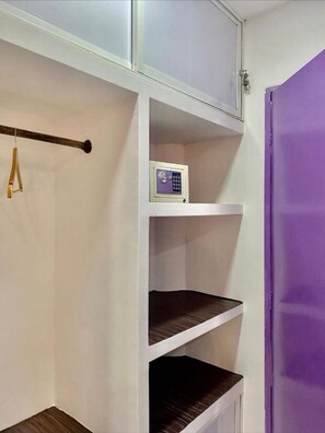 1 bedroom, individually decorated, free WiFi