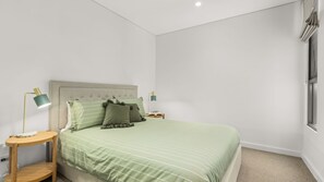 3 عدّة غرف نوم ومكواة/لوح كي وسرير سفر وواي فاي مجانًا