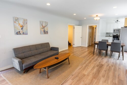 West Hollywood Condo Near Cedar-Sinai