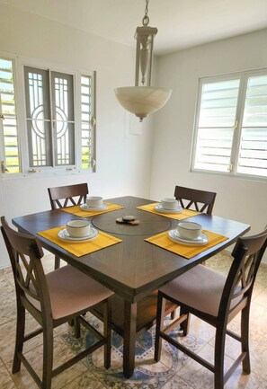 Dining - Clean Single-Family Home, 3 bedrooms, 2 bathrooms, Beautiful Beaches nearby! (Yeguada)