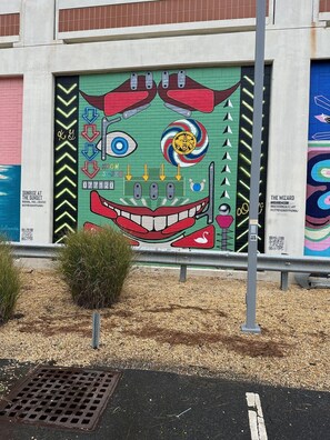 Property grounds - ++Amazing Art Deco, well-appointed Studio. 2 blocks from Asbury Park Beach++ (Asbury Park)