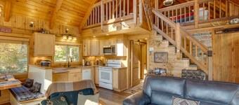 Cozy Easton Cabin on the Yakima River!