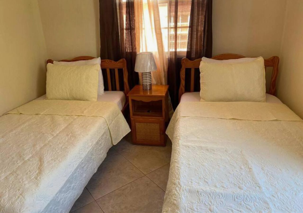 2 habitaciones y caja de seguridad en la habitación 