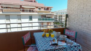 Outdoor dining - Apartamento 1 Habitación Centro Dénia (Denia)