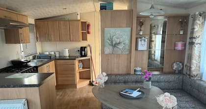 Seaside Haven Retreat in Clacton-on-sea