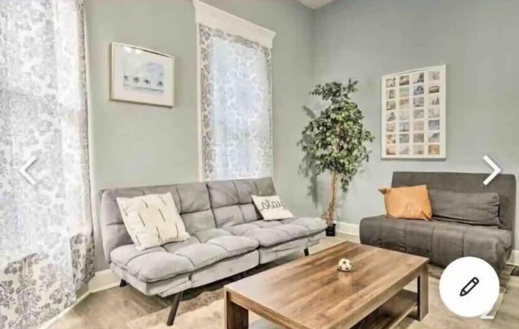 Entire 3 bedroom House!