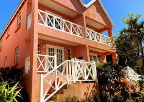 Exterior - West Coast Private (Fitts Village)