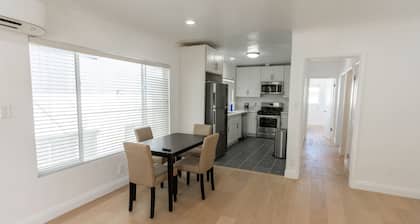 West Hollywood Condo near Melrose and Cedar-Sinai