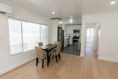 West Hollywood Condo near Melrose and Cedar-Sinai