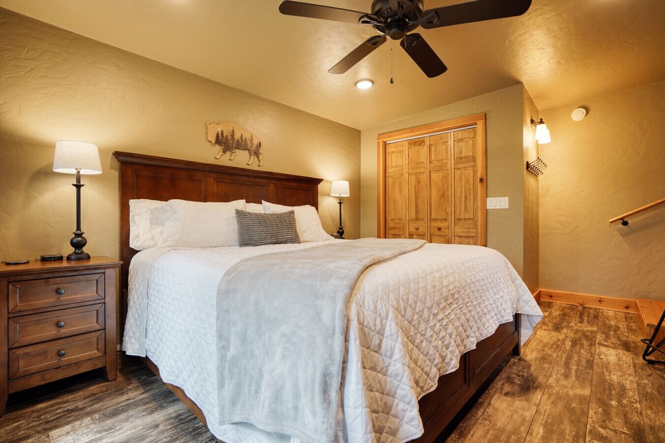 1 bedroom, desk, iron/ironing board, travel crib