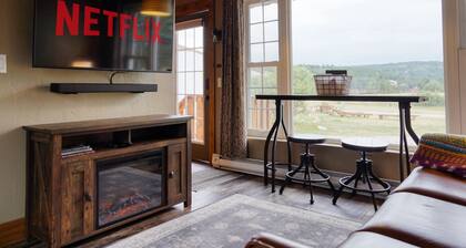 Luxury Getaway Near Mineral Spa - Ponderosa Cabin