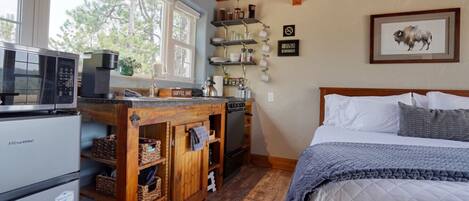 1 slaapkamer, een bureau, gratis wifi, beddengoed