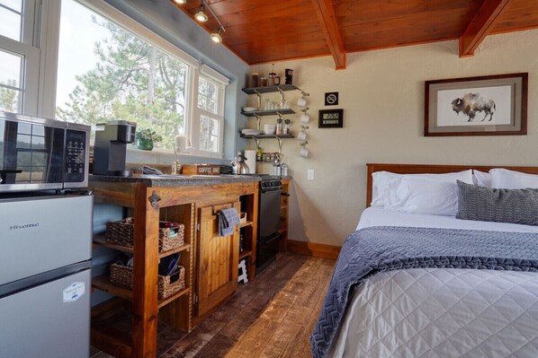 1 habitación, escritorio, wifi gratis y ropa de cama 