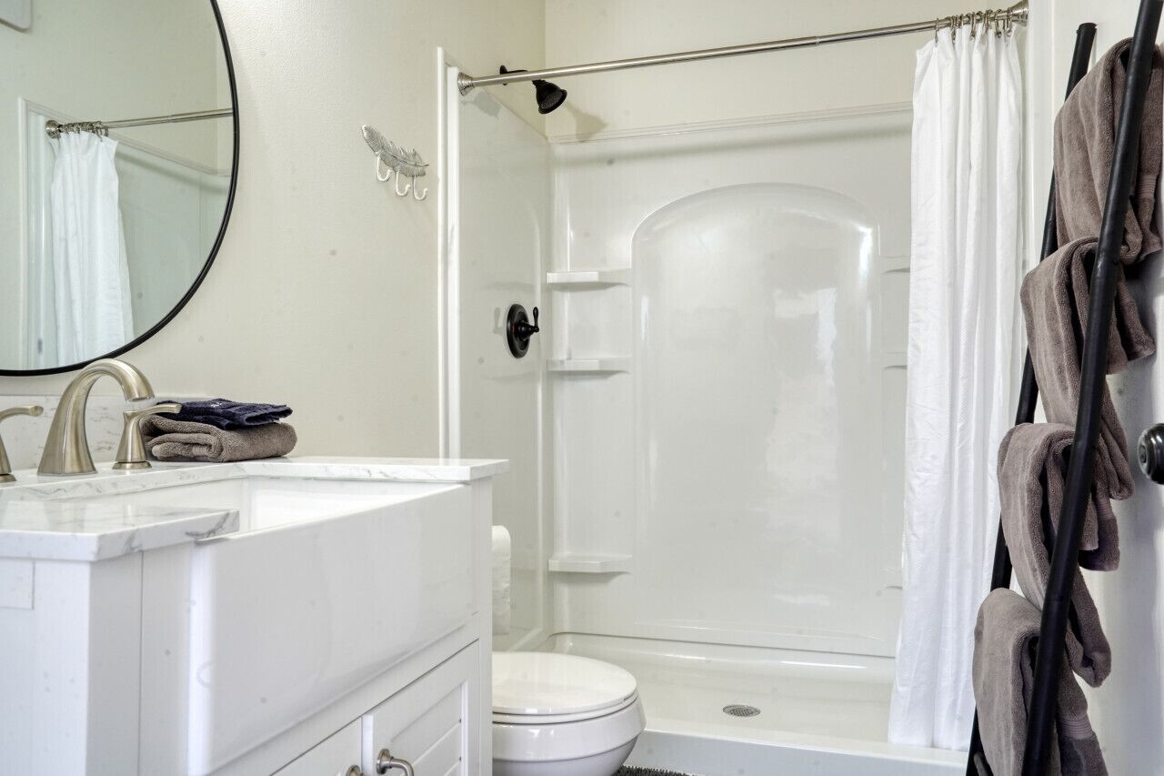 Hair dryer, towels