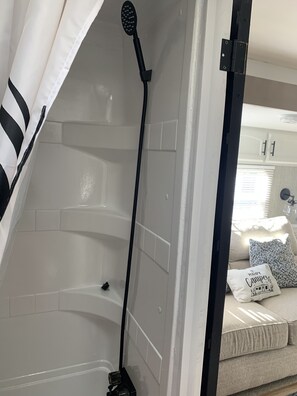 2 soverom, wi-fi og sengetøy