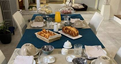 La Maison de Triboulet, Chambres et Table D'hôtes, Extingo, Extingo