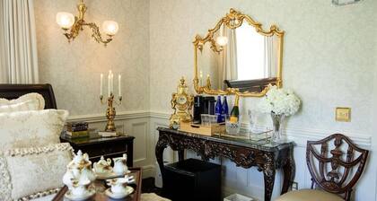 William Mason House ~ Deluxe Room 2