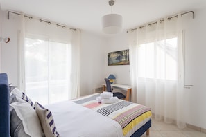 3 Schlafzimmer, Bügeleisen/Bügelbrett, kostenloses WLAN, Bettwäsche