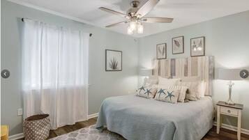 2 bedrooms, iron/ironing board, WiFi, bed sheets