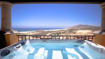 Idromassaggio all'aperto