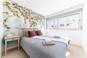 Desk, iron/ironing board, free WiFi, bed sheets