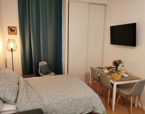 1 bedroom, iron/ironing board, travel crib, free WiFi - Cosy Apartment  37m2 in the heart of Natural Park of Pyrenees (Aulus-les-Bains)