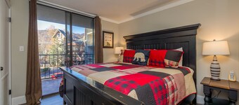 An Awesome Condo Unit 208 in the middle of Gatlinburg beside Ober Tram! 